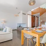 Casa Madeira - Spacious 4-bedroom With Private Pool *