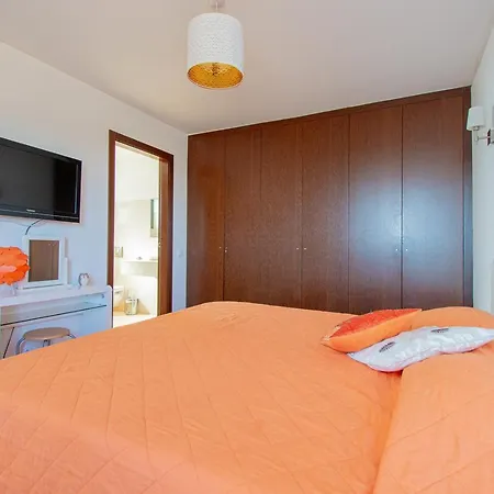 Casa Madeira - Spacious 4-bedroom With Private Pool Carvoeiro (Lagoa)