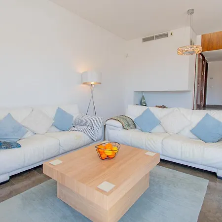 Casa Madeira - Spacious 4-bedroom With Private Pool Вилла