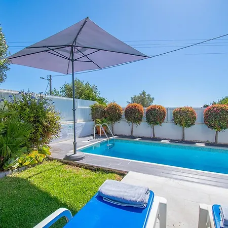 Villa Casa Madeira - Spacious 4-bedroom With Private Pool Carvoeiro (Lagoa)