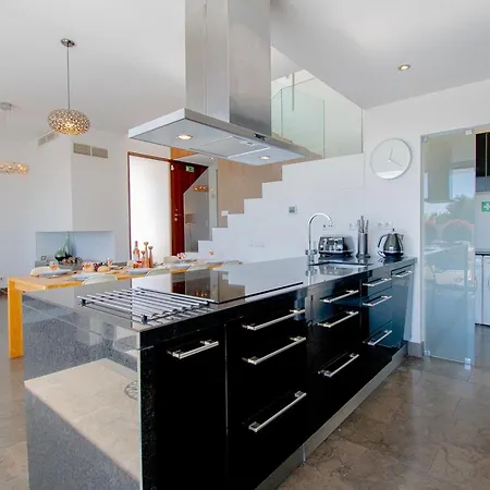 Casa Madeira - Spacious 4-bedroom With Private Pool * Carvoeiro (Lagoa)