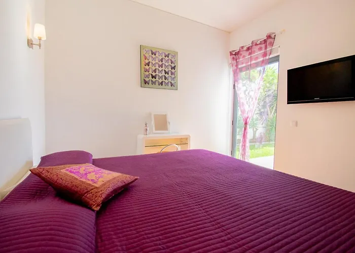 Villa Casa Madeira - Spacious 4-bedroom With Private Pool Carvoeiro (Lagoa)